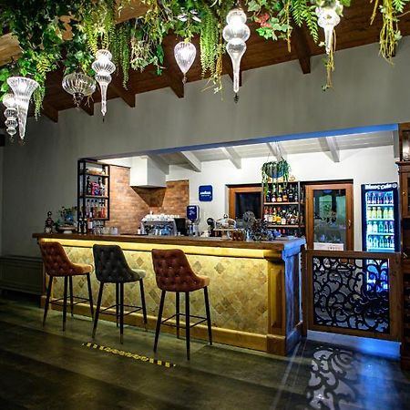 Albero Hotel Perama  Екстер'єр фото