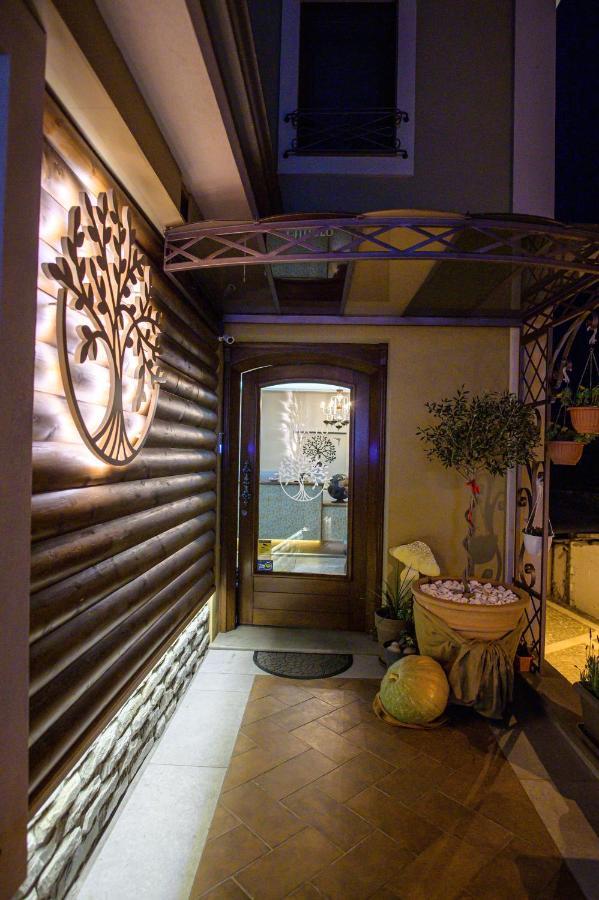 Albero Hotel Perama  Екстер'єр фото