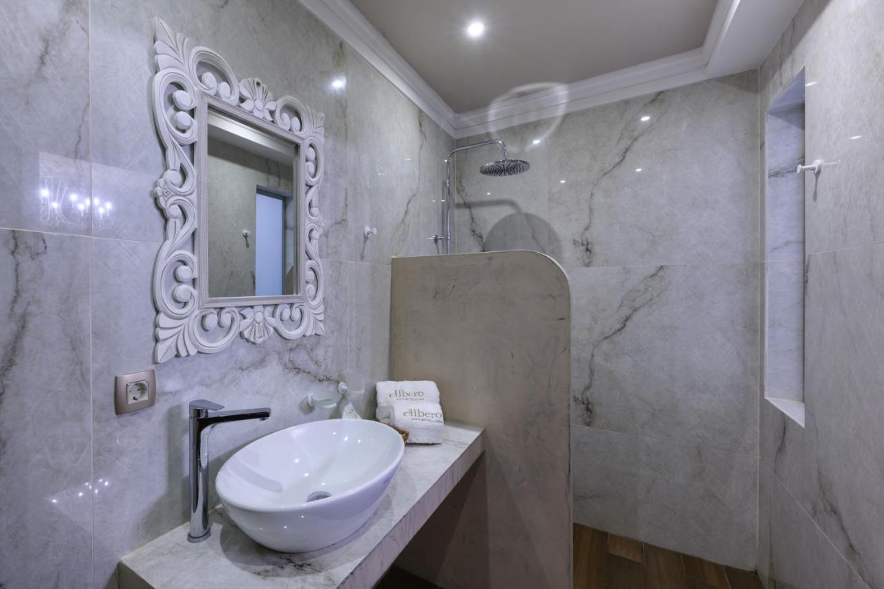 Albero Hotel Perama  Екстер'єр фото