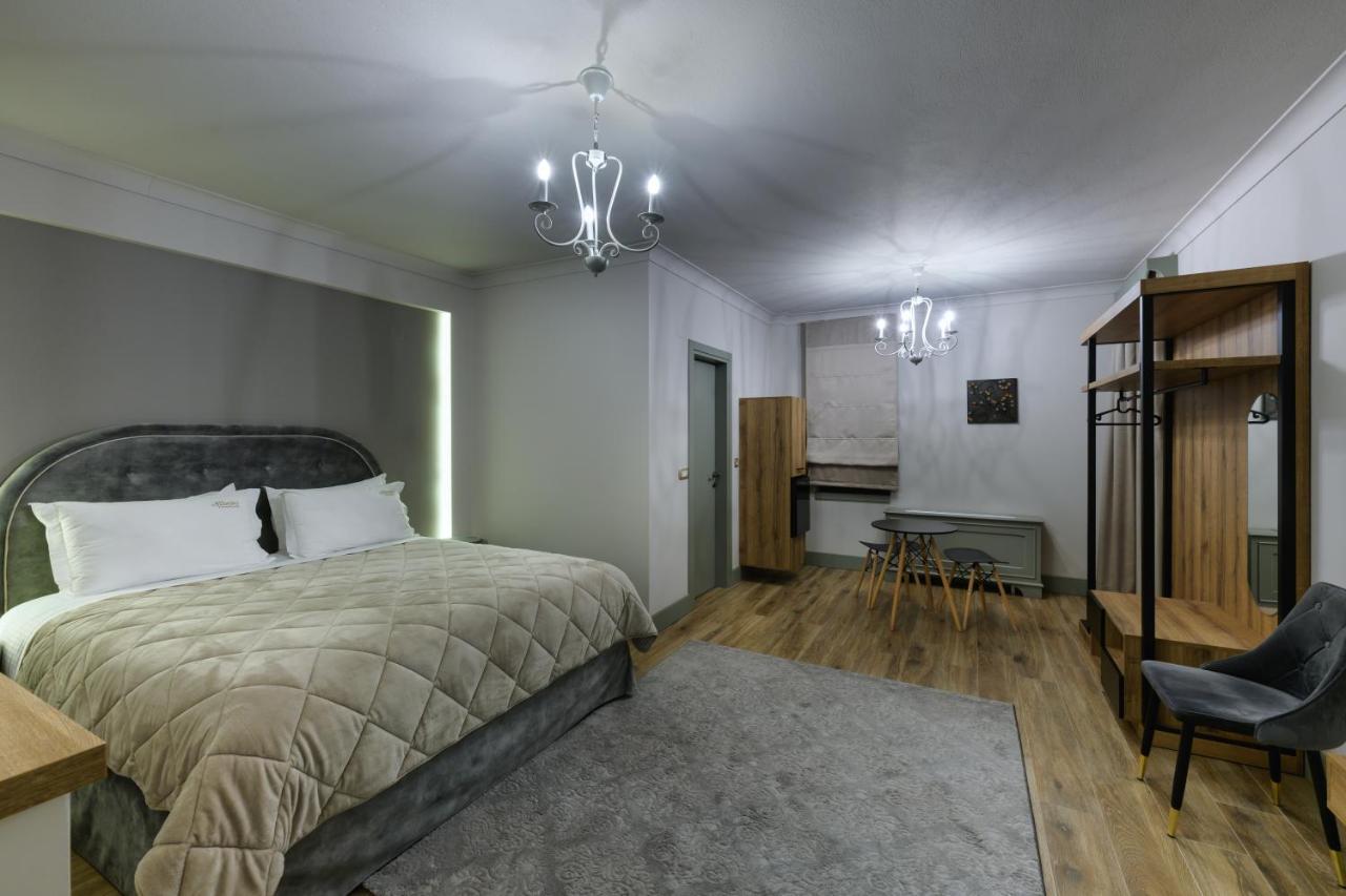 Albero Hotel Perama  Екстер'єр фото